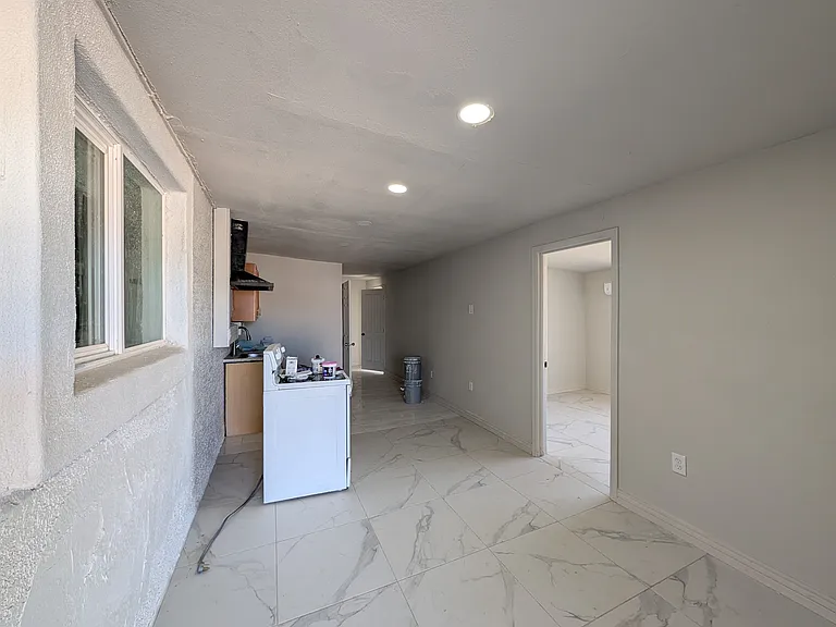 13208 W Tuckey Ln — Photo 66