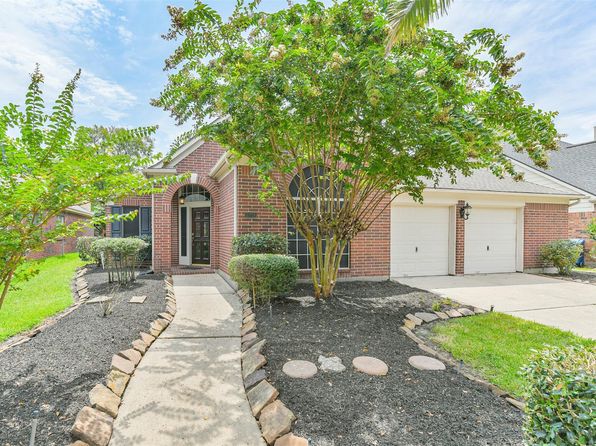 7718 Trophy Place Dr