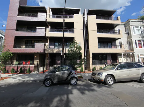 1825 N California Ave Unit 4, Chicago, IL 60647