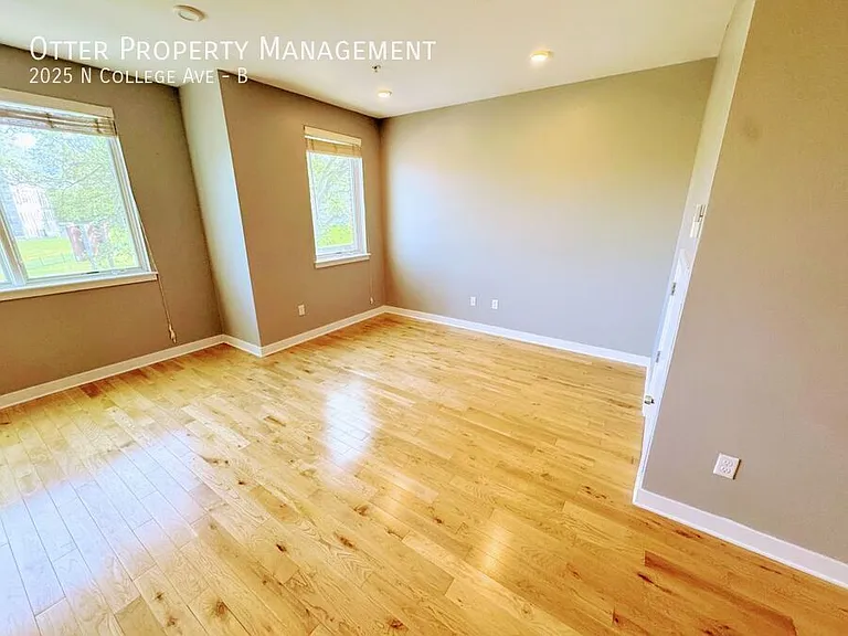 2025 N College Ave #B — Photo 13