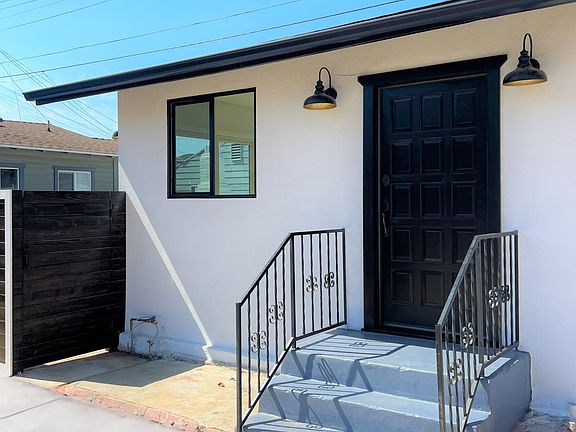 4th image of 3344 Garnet St