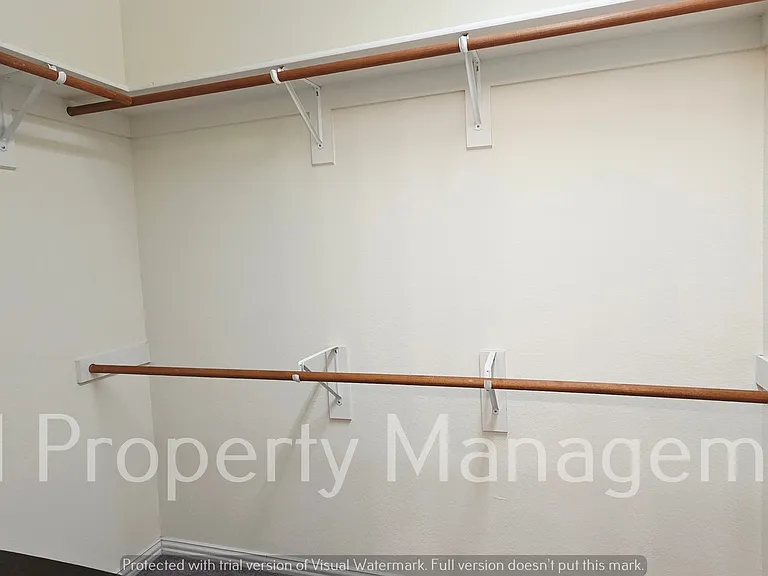 3676 Vienna St — Photo 22