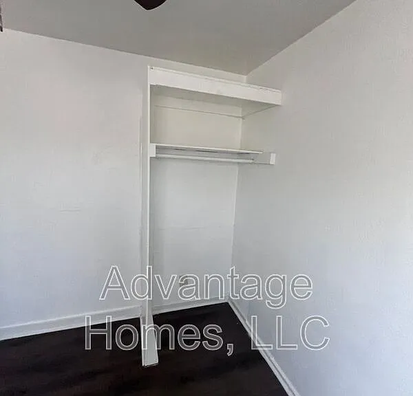 1015 N Scott Ave #108-5 — Photo 19