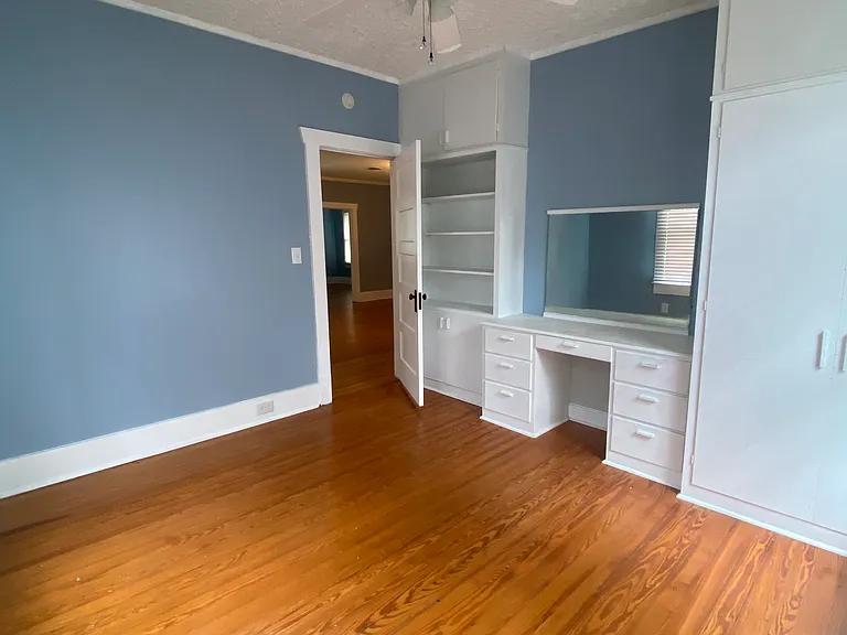 617 Jefferson St E — Photo 8