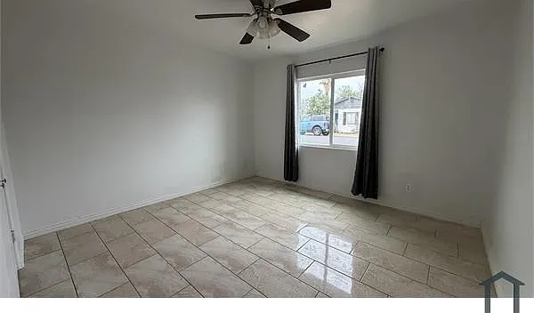 745 E Weldon Ave #4 — Photo 10