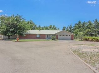 46 Lonesome Dove Dr, Alamogordo, NM 88310