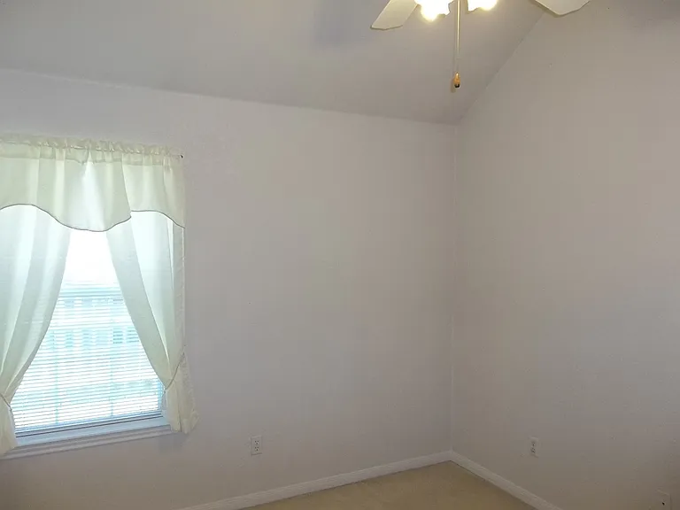 2703 Kinney Dr — Photo 8