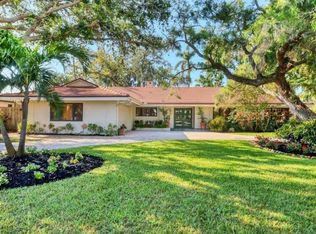1610 S Lake Shore Dr, Sarasota, FL 34231