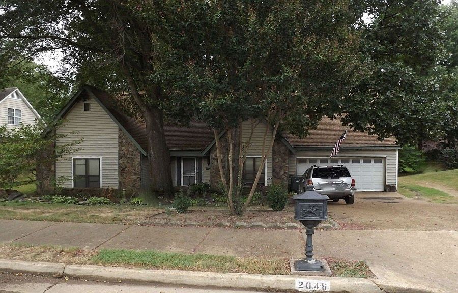 1st image of 2046 Littlemore Dr