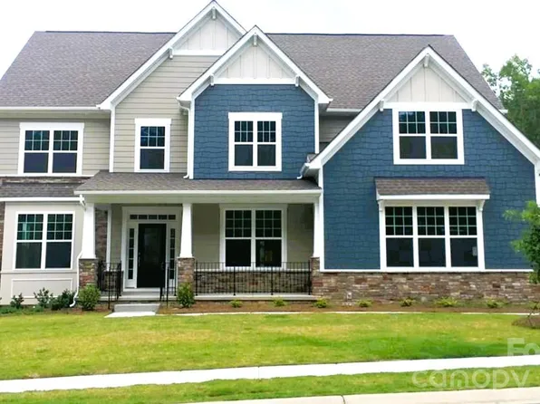 1238 Stonecrest Blvd, Tega Cay, SC 29708