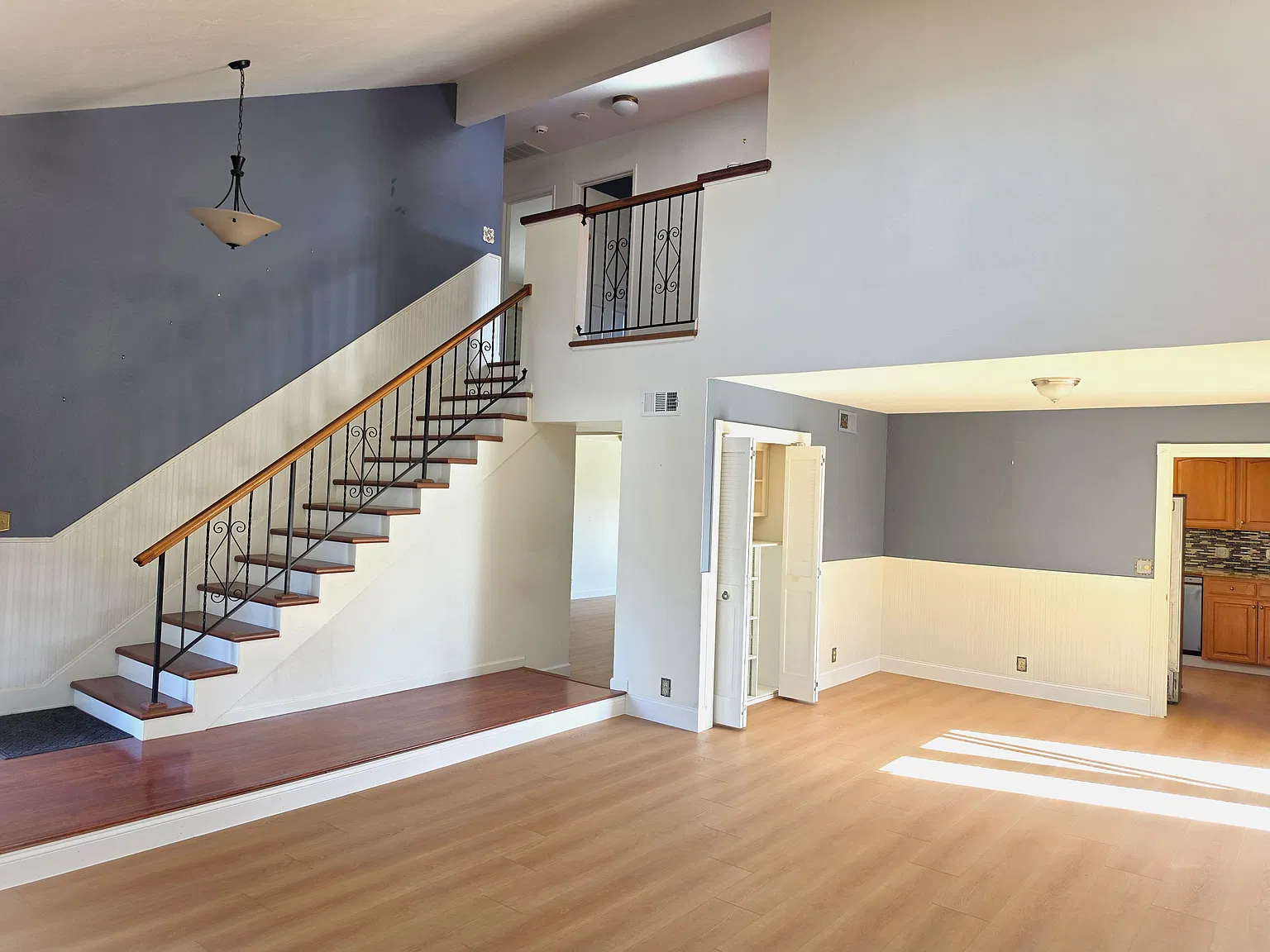 6 bed, 2670 sqft, $5,200 — Photo 3