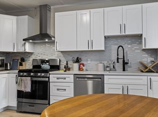 368 Broadway #2R, Cambridge, MA 02139