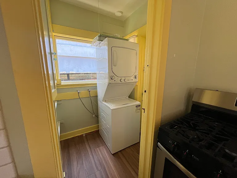 716 Stanley Ave — Photo 37