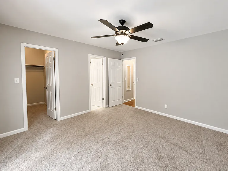 289 Honeysuckle Way — Photo 19