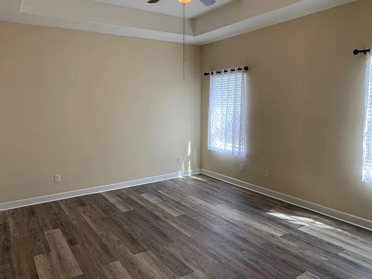 19335 Paddock View Dr — Photo 24