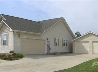 157 Joshua Rd, Sparta, TN 38583