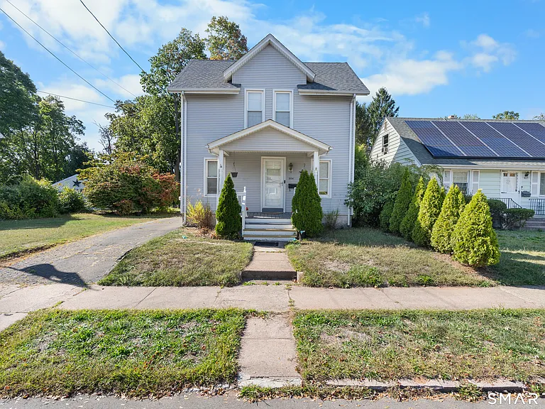 304 Fairview Ave — Photo 9