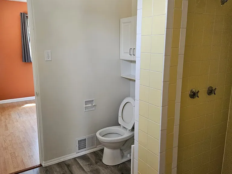 1224 Garcia St NE — Photo 10