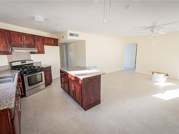 5th image of 5120 Orinda Ave