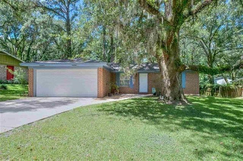 1st image of 3707 Wood Hill Dr