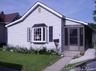 132 3rd St, Tipton, IN 46072