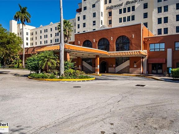 3rd image of 101 N Ocean Dr APT 424