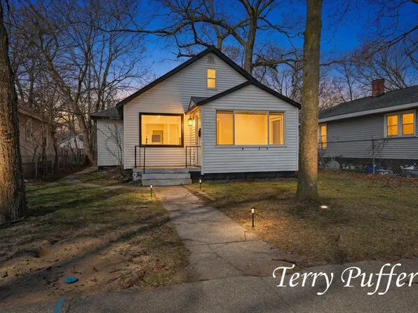 2913 Howden St, Muskegon Heights, MI 49444
