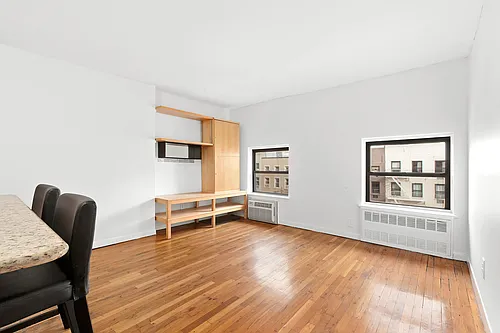 322 E 14th St #4F Photo 1