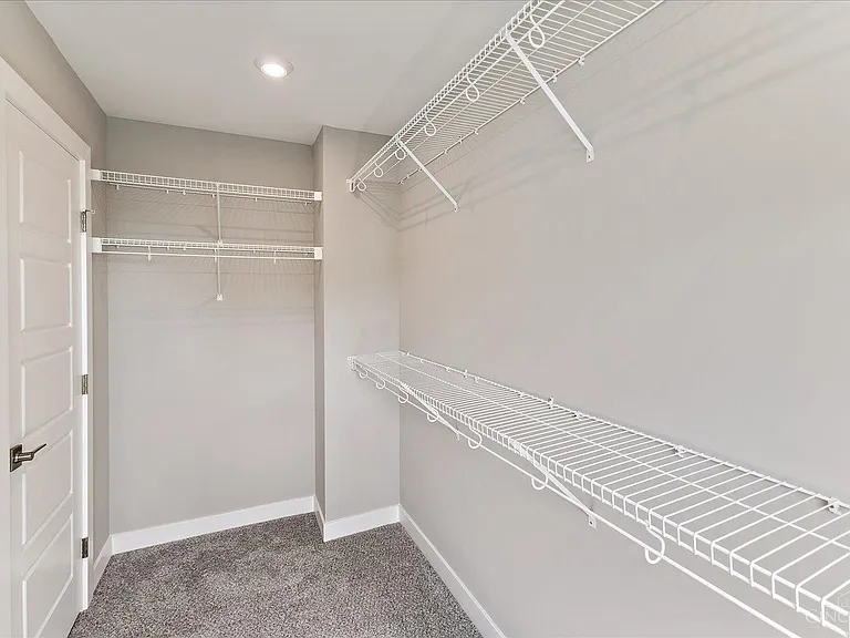 7254 Otley Dr — Photo 21