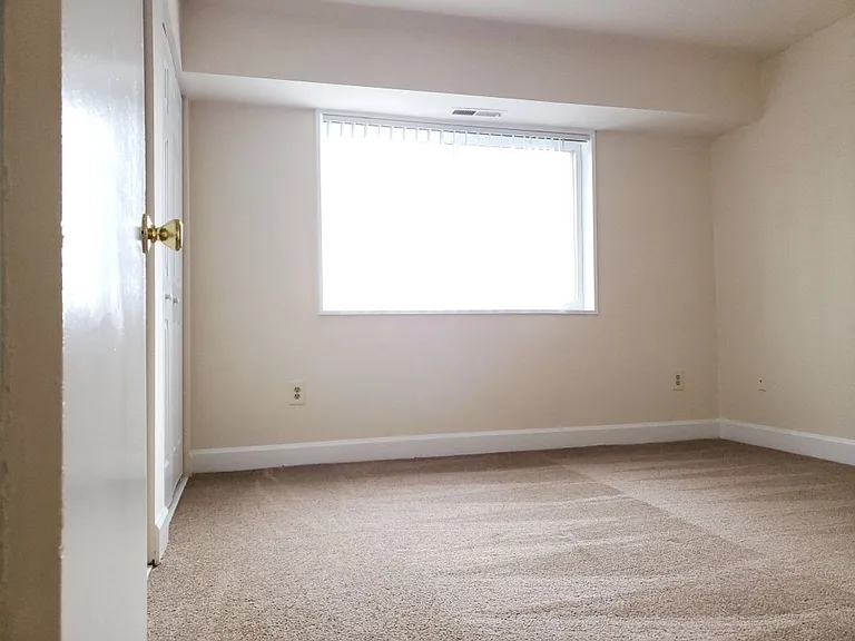 3331 Hewitt Ave #1 — Photo 26