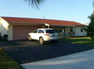 3359 Sapphire Rd, Lake Worth, FL 33462