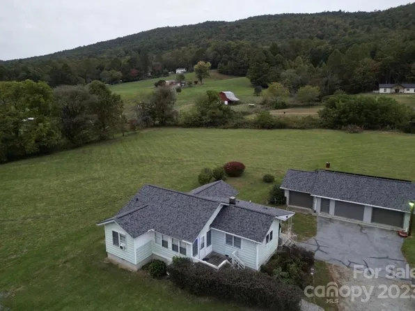 9448 Boylston Hwy, Mills River, NC 28759