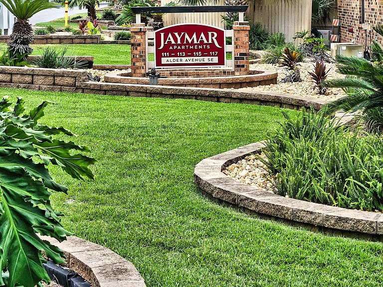 Jaymar Apartments — Photo 18