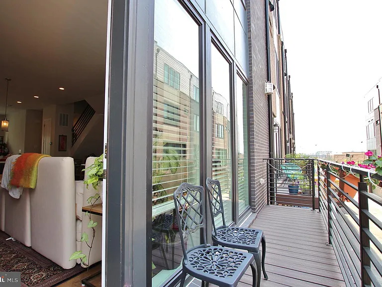2815 Eisenhower Ave — Photo 11