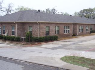 228 S Line St APT 101, Weatherford, TX 76086