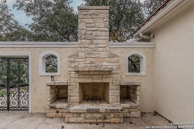 7426 Hovingham — Photo 48