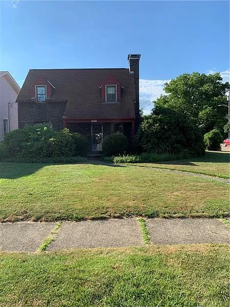 1225 Union Ave photo 1