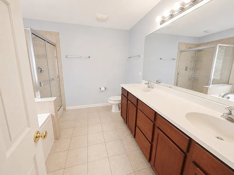 388 Toccoa Ln — Photo 21