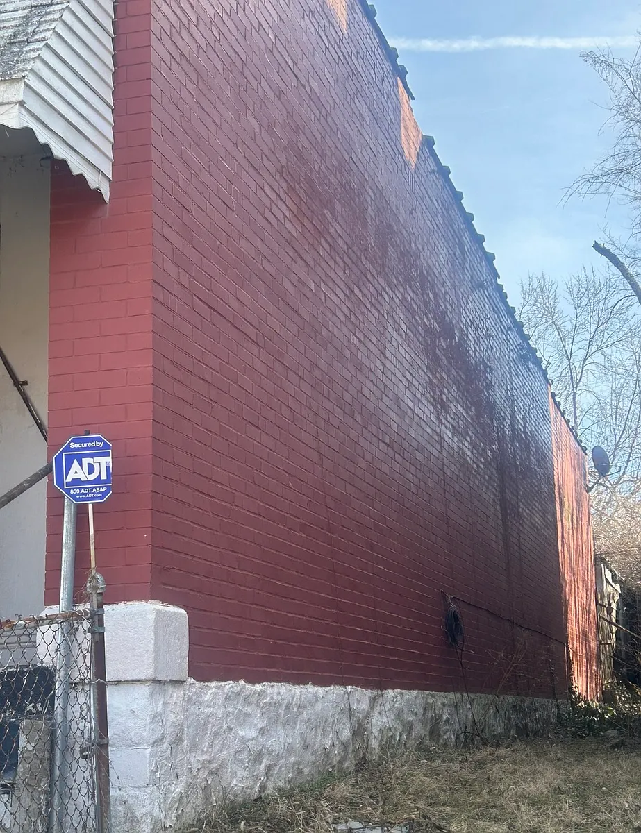 Building Photo - 2028 E Prairie Ave