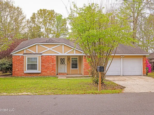 6830 Apona St, Diamondhead, MS 39525