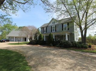 2108 Ocran Rd, White Stone, VA 22578