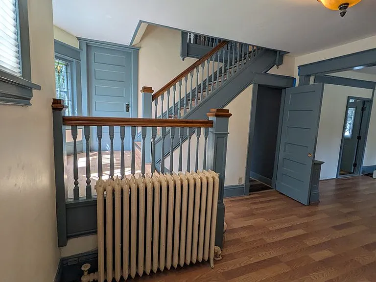 1953 Laurel Ave — Photo 7