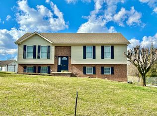 894 W Bourbon Rd, Somerset, KY 42503