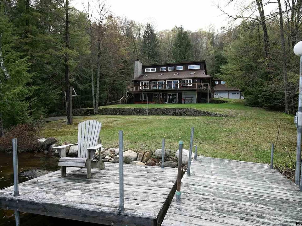 1st image of 3 Lower Birchwood Dr