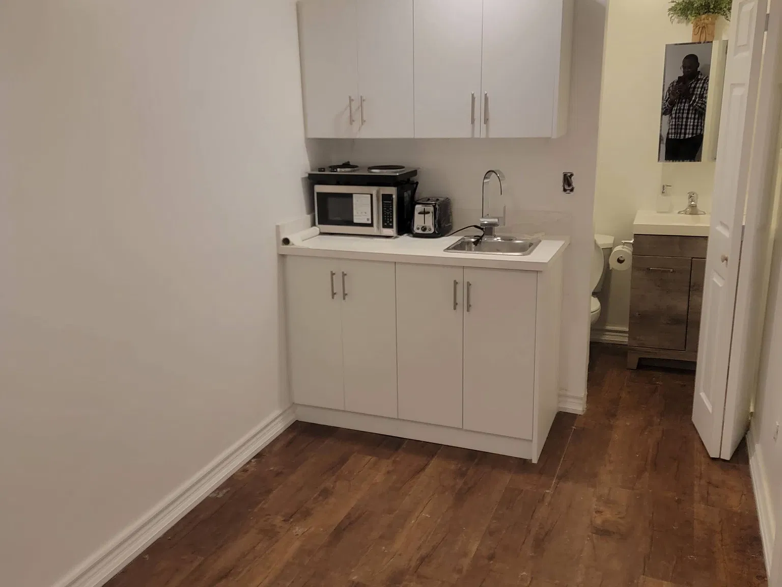 1 bed, $750 — Photo 2
