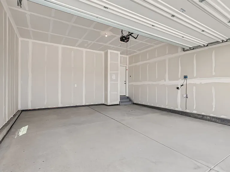 10983 Olathe St — Photo 26