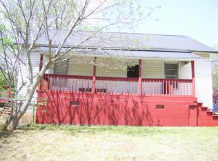 10 20th St, Greer, SC 29651