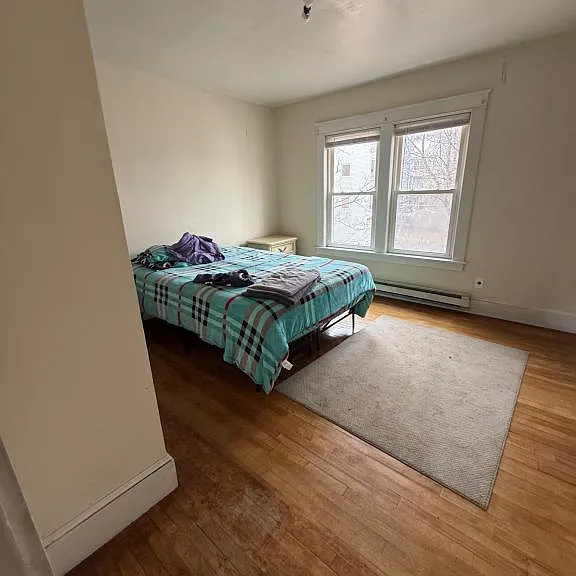 172 Grafton St — Photo 3