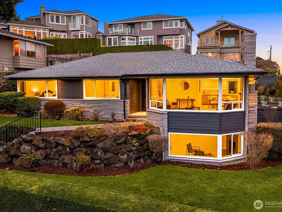 1st image of 3702 W Fulton Street