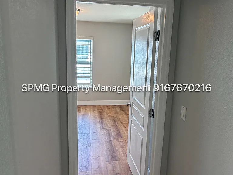 1456 Impressionist Loop — Photo 33